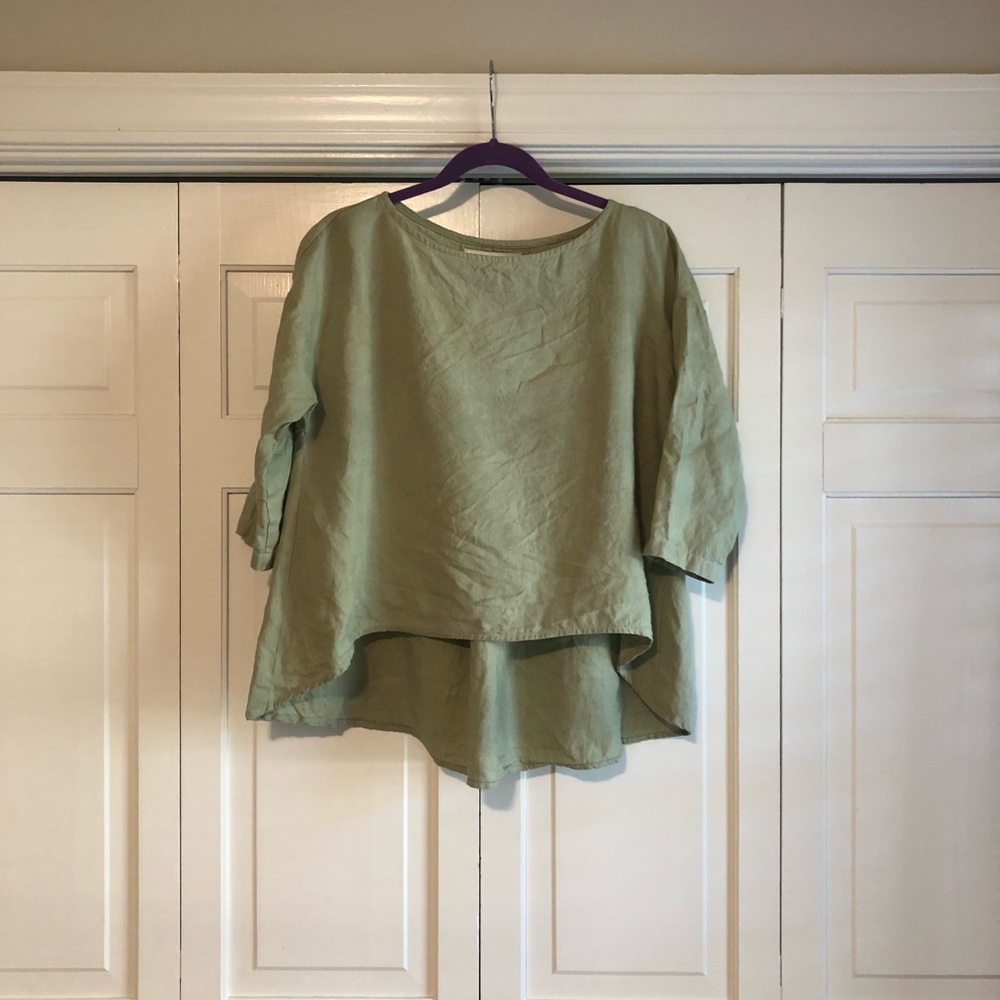 Not perfect linen sage leaf blouse size xs